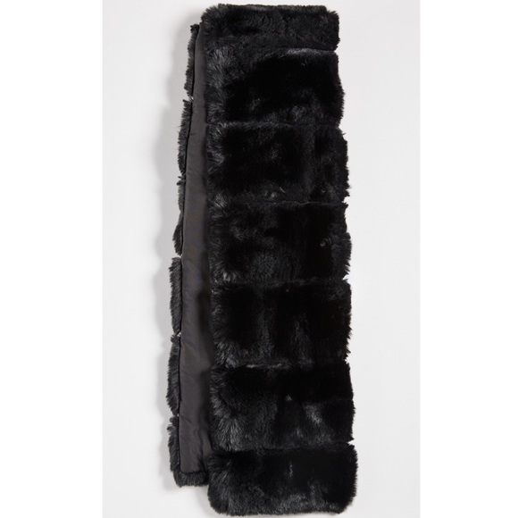 Adrienne Landau Faux Fur Black Scarf - Picture 4 of 4